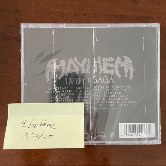 SIGNED, SEALED Lady Gaga 'MAYHEM’ CD with SIGNED Art Card Insert - Picture 4 of 8